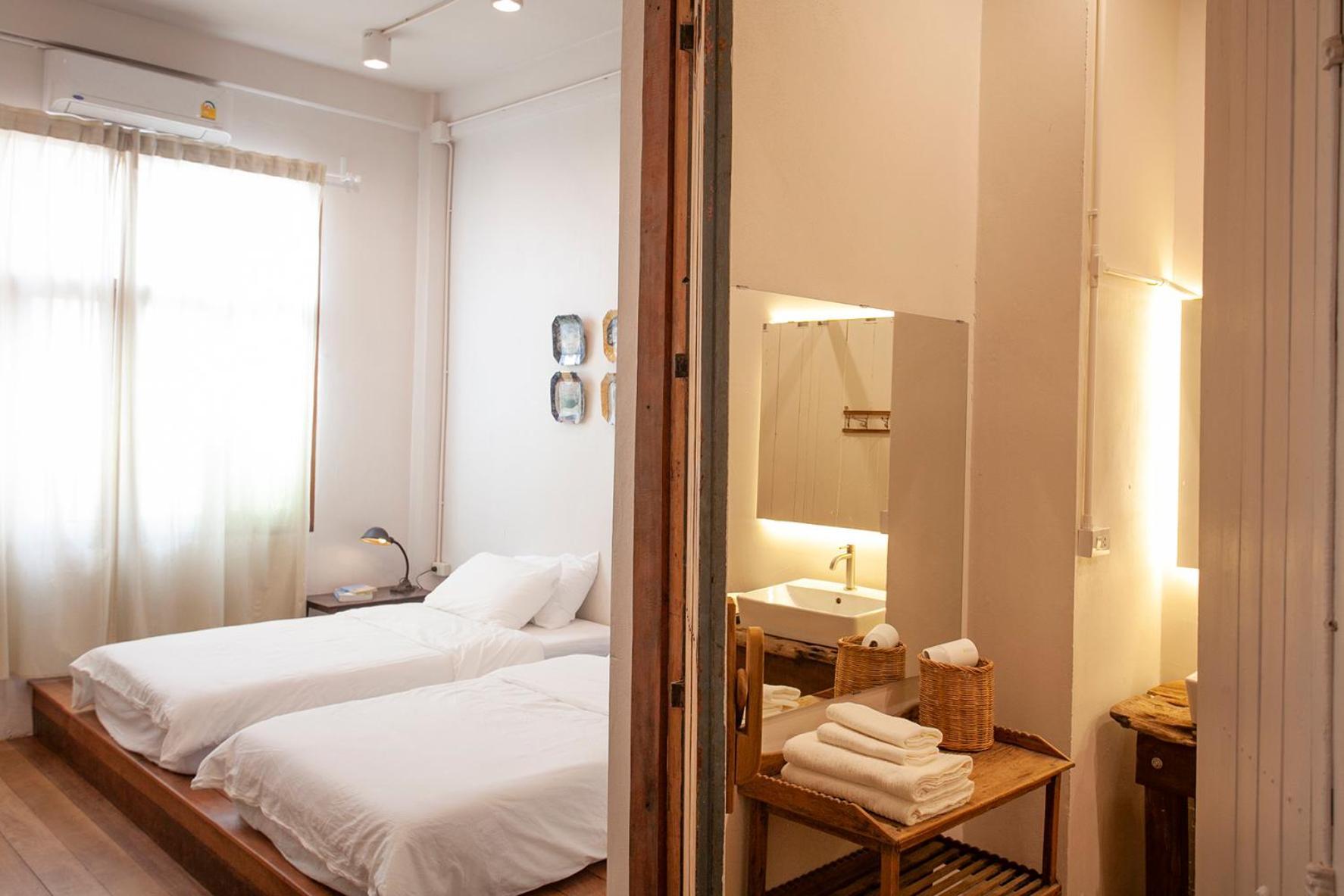 Mana Craft Stay Bangkok Exterior photo