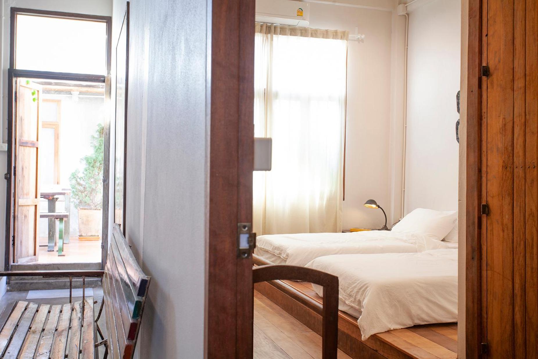 Mana Craft Stay Bangkok Exterior photo